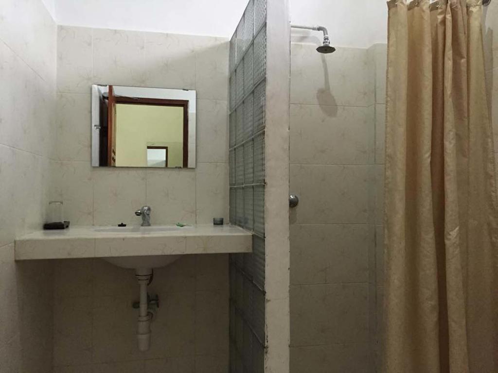 Villa Jaya Lovina  Bilik gambar