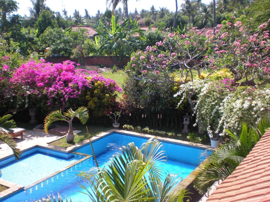 Villa Jaya Lovina  Luaran gambar